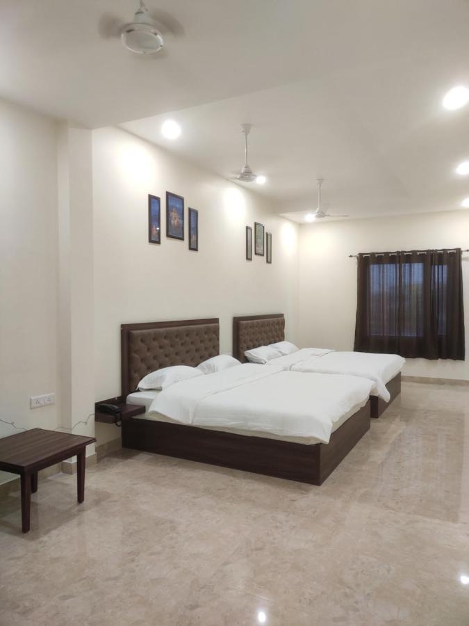 Antares By Rajlaxmi Lucknow Exterior foto
